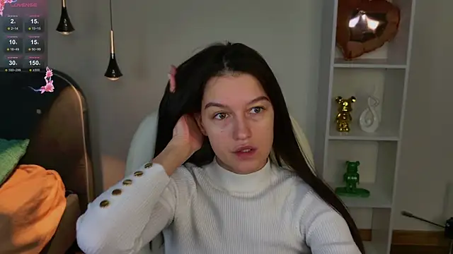 Snapshot of Alice__grace chatting on January 30, 2025, 10:41 pm Alice  grace online show from January 30, 2025, 10:41 pm