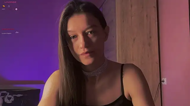 Snapshot of Alice__grace chatting on March 20, 2025, 10:40 pm Alice  grace online show from March 20, 2025, 10:40 pm