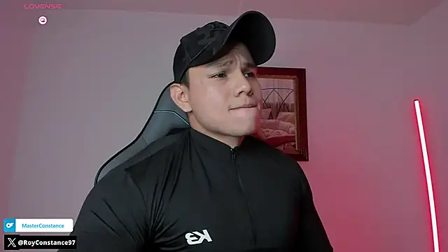 Snapshot of RoyConstance chatting on October 3, 2025, 3:58 am RoyConstance online show from October 3, 2025, 3:58 am