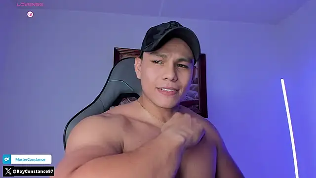 Snapshot of RoyConstance chatting on October 19, 2025, 4:24 am RoyConstance online show from October 19, 2025, 4:24 am