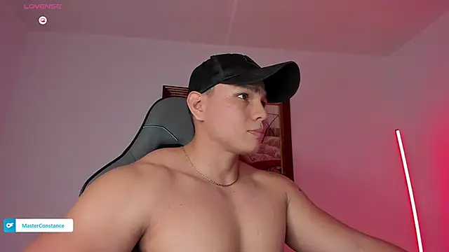 Snapshot of RoyConstance chatting on October 22, 2025, 4:35 am RoyConstance online show from October 22, 2025, 4:35 am