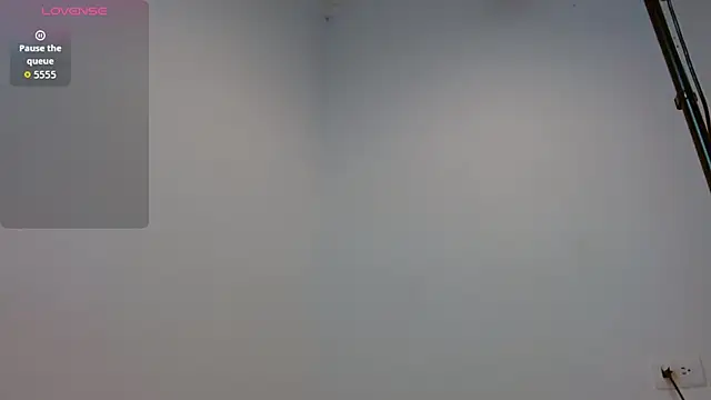 yulissa18 online show from November 9, 2025, 4:22 am