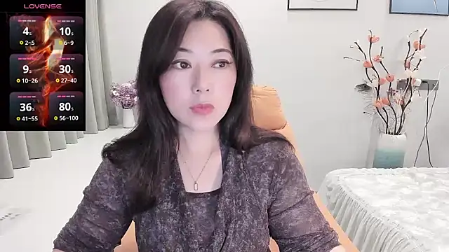 Crystal Wings online show from September 19, 2025, 1:34 pm