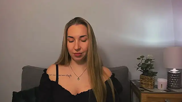 AriaDesire online show from January 30, 2025, 4:13 pm