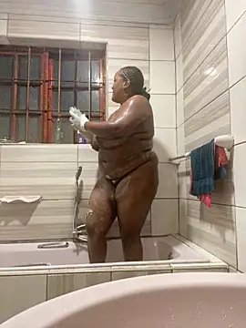 Missmoox24 online show from September 29, 2025, 8:57 pm