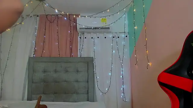 valentina 0  online show from March 2, 2025, 2:08 am