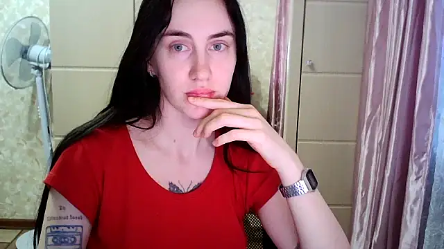 Snapshot of MilanaXBeauty chatting on January 16, 2025, 7:49 am MilanaXBeauty online show from January 16, 2025, 7:49 am