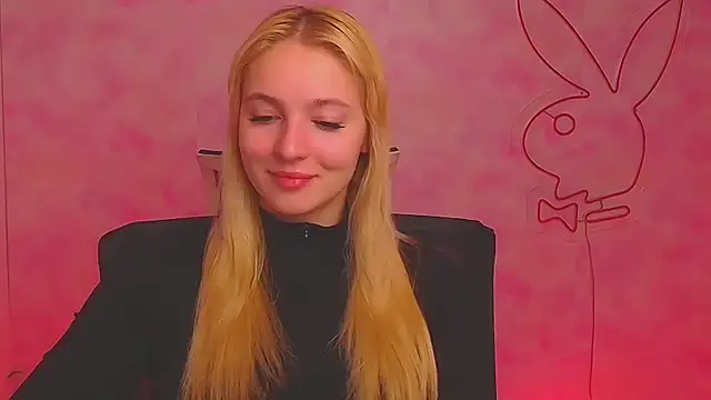 Snapshot of Milka_kiss_ chatting on December 7, 2024, 7:27 am Milka kiss online show from December 7, 2024, 7:27 am
