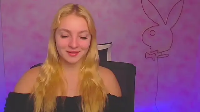 Snapshot of Milka_kiss_ chatting on December 12, 2024, 6:47 am Milka kiss online show from December 12, 2024, 6:47 am