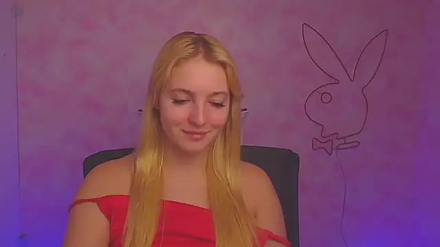 Snapshot of Milka_kiss_ chatting on December 16, 2024, 10:40 am Milka kiss online show from December 16, 2024, 10:40 am