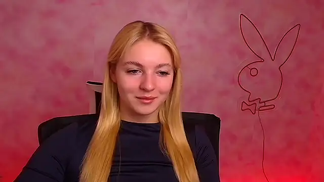 Snapshot of Milka_kiss_ chatting on December 22, 2024, 7:00 am Milka kiss online show from December 22, 2024, 7:00 am