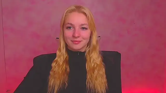 Snapshot of Milka_kiss_ chatting on January 5, 2025, 6:56 am Milka kiss online show from January 5, 2025, 6:56 am