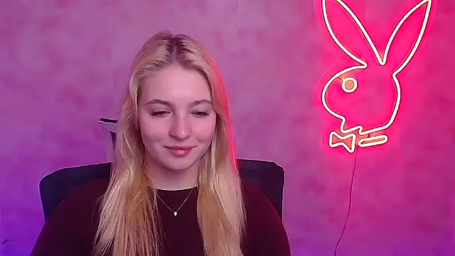 Snapshot of Milka_kiss_ chatting on February 6, 2025, 10:04 am Milka kiss online show from February 6, 2025, 10:04 am