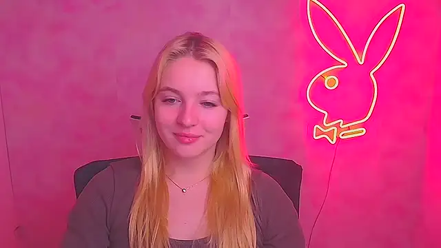 Snapshot of Milka_kiss_ chatting on February 11, 2025, 7:12 am Milka kiss online show from February 11, 2025, 7:12 am