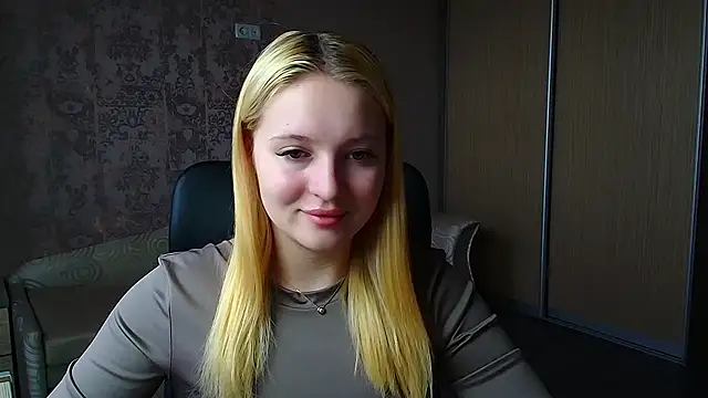 Snapshot of Milka_kiss_ chatting on April 20, 2026, 9:45 am Milka kiss online show from April 20, 2026, 9:45 am