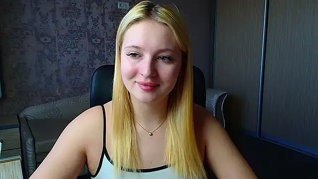 Snapshot of Milka_kiss_ chatting on April 22, 2026, 9:33 am Milka kiss online show from April 22, 2026, 9:33 am