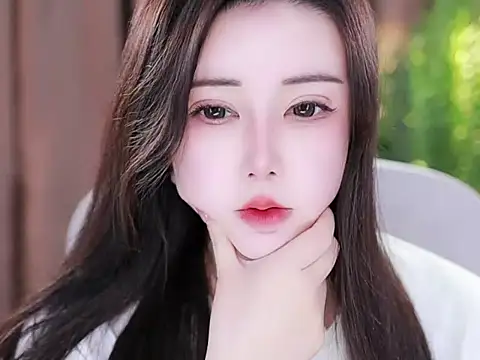 Qiaoqiao  online show from February 11, 2025, 10:15 am