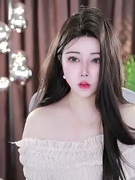 Qiaoqiao  online show from March 2, 2025, 6:05 am