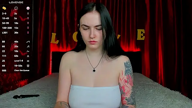 Snapshot of Witch_Lady chatting on February 17, 2026, 7:16 am Witch Lady online show from February 17, 2026, 7:16 am