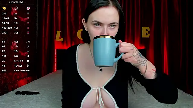 Snapshot of Witch_Lady chatting on February 19, 2026, 8:10 am Witch Lady online show from February 19, 2026, 8:10 am