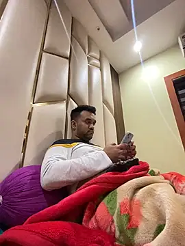 Snapshot of BengaliBabu_Rohan chatting on January 7, 2025, 6:03 pm BengaliBabu Rohan online show from January 7, 2025, 6:03 pm