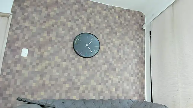 flavia cruz online show from September 14, 2025, 7:35 pm