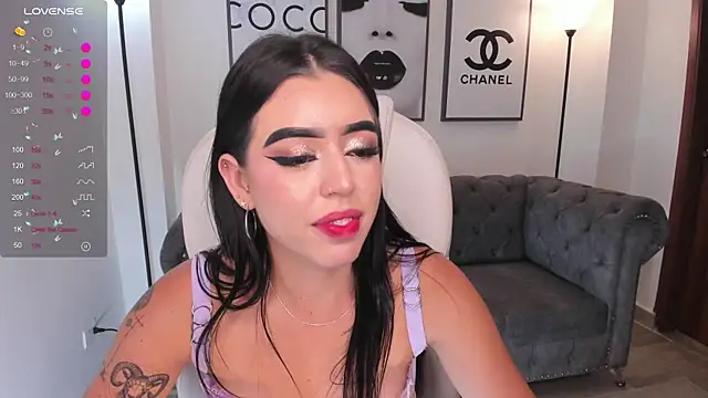 zoee jackson online show from December 28, 2024, 9:51 pm