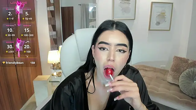 zoee jackson online show from January 7, 2025, 10:08 pm