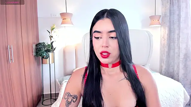 zoee jackson online show from January 8, 2025, 6:52 pm