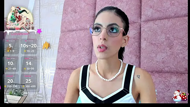 LilitRobins online show from January 3, 2025, 7:50 pm