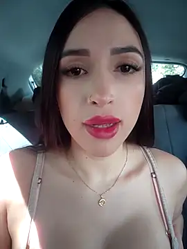 Naty Santos online show from February 22, 2025, 7:36 pm