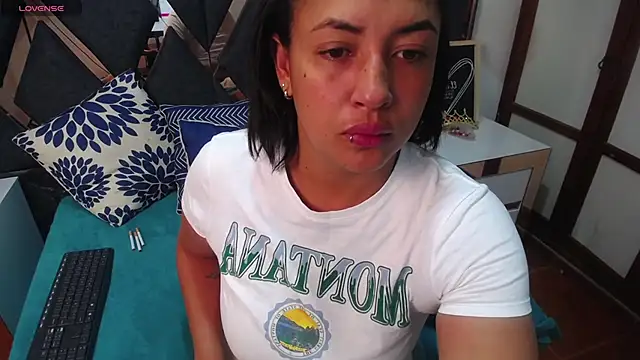 MirandaDream2 online show from January 26, 2025, 9:40 am