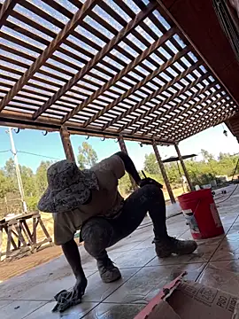 Andricastro online show from March 4, 2025, 8:05 pm