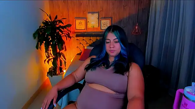 Xisu  online show from January 30, 2025, 6:35 am