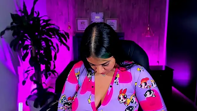 Xisu  online show from February 19, 2025, 10:01 am