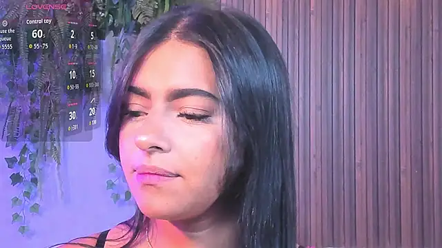 AmyBarton02 online show from October 10, 2025, 3:33 pm