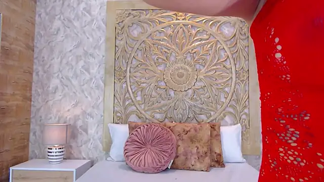 SophieWolkman online show from September 16, 2025, 12:06 pm