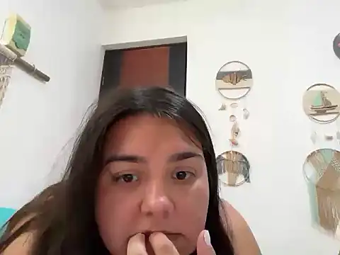 Snapshot of pili_placer chatting on February 24, 2026, 7:45 pm pili placer online show from February 24, 2026, 7:45 pm