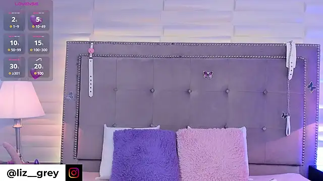 Liz grey  online show from February 11, 2025, 11:44 pm