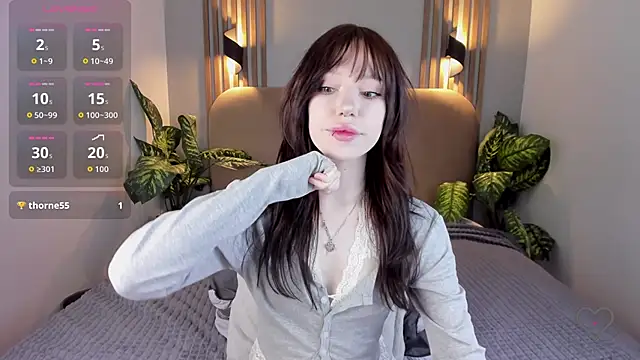 NikkiMiltons online show from December 2, 2025, 3:18 pm