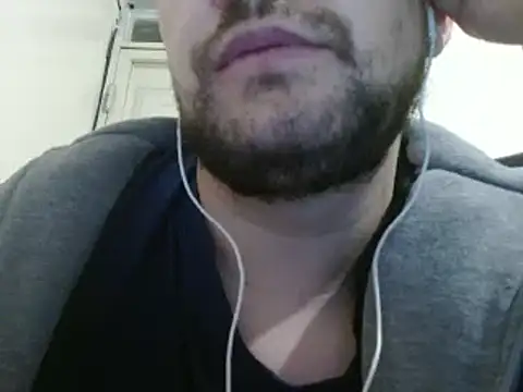 camiloking1720 online show from December 12, 2024, 8:47 am