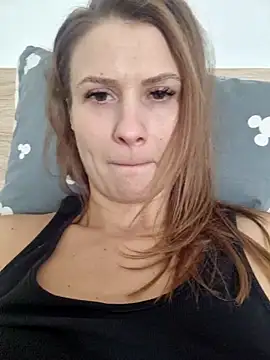 Snapshot of NattyReturn chatting on March 5, 2026, 12:23 pm NattyReturn online show from March 5, 2026, 12:23 pm