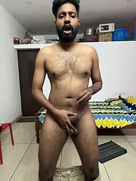 hardfukr0088 online show from December 31, 2024, 8:12 pm