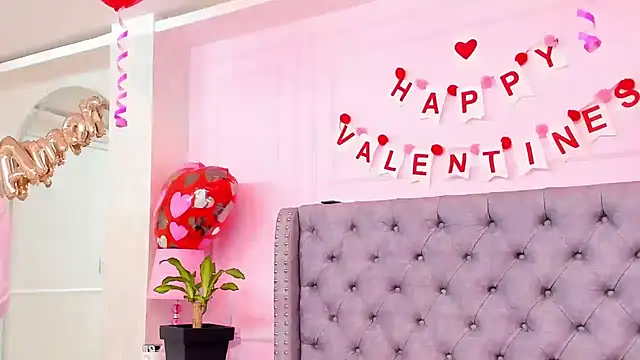 Snapshot of HaileeRoberts chatting on February 13, 2026, 12:12 pm HaileeRoberts online show from February 13, 2026, 12:12 pm