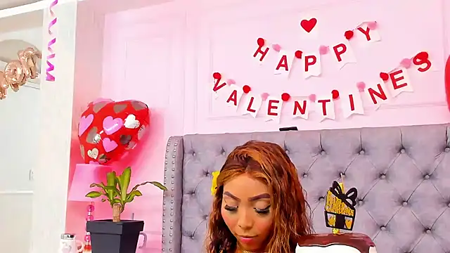 Snapshot of HaileeRoberts chatting on February 18, 2026, 12:45 pm HaileeRoberts online show from February 18, 2026, 12:45 pm