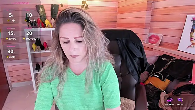 Victoria collins 1 online show from December 19, 2025, 12:34 pm