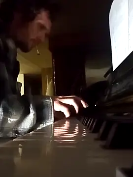 Snapshot of luke_thighwalker2469 chatting on December 29, 2024, 5:31 am luke thighwalker2469 online show from December 29, 2024, 5:31 am