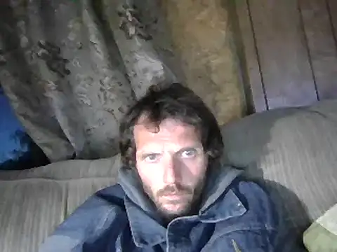 Snapshot of luke_thighwalker2469 chatting on January 27, 2025, 2:13 pm luke thighwalker2469 online show from January 27, 2025, 2:13 pm