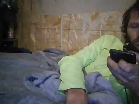 Snapshot of luke_thighwalker2469 chatting on February 16, 2025, 10:32 am luke thighwalker2469 online show from February 16, 2025, 10:32 am