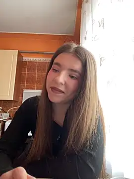 Snapshot of RoseMe_ chatting on March 12, 2025, 11:31 am RoseMe online show from March 12, 2025, 11:31 am